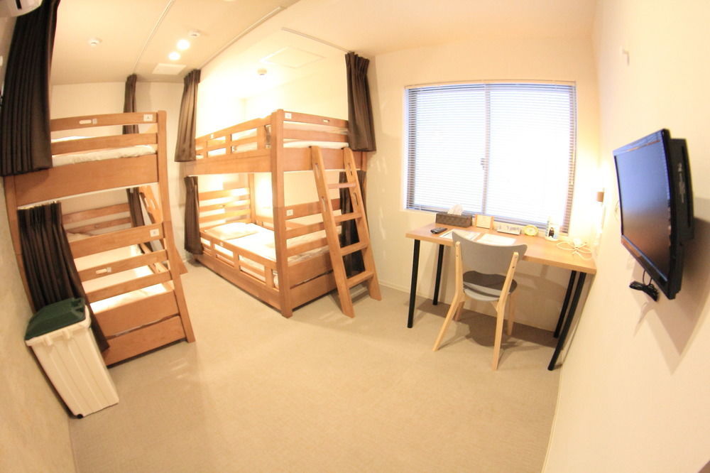אוסקה Yadokari Namba Hostel מראה חיצוני תמונה