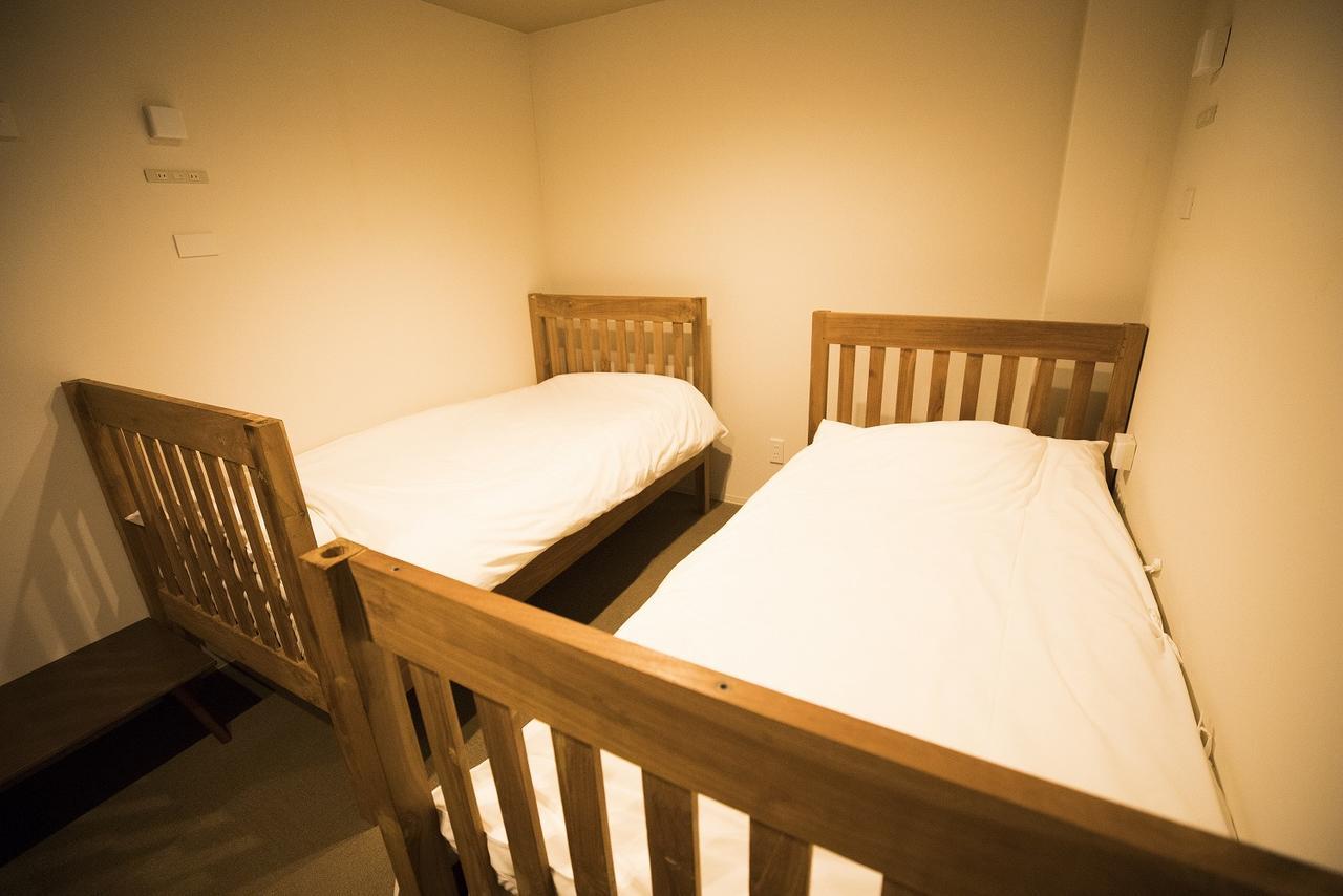 אוסקה Yadokari Namba Hostel מראה חיצוני תמונה