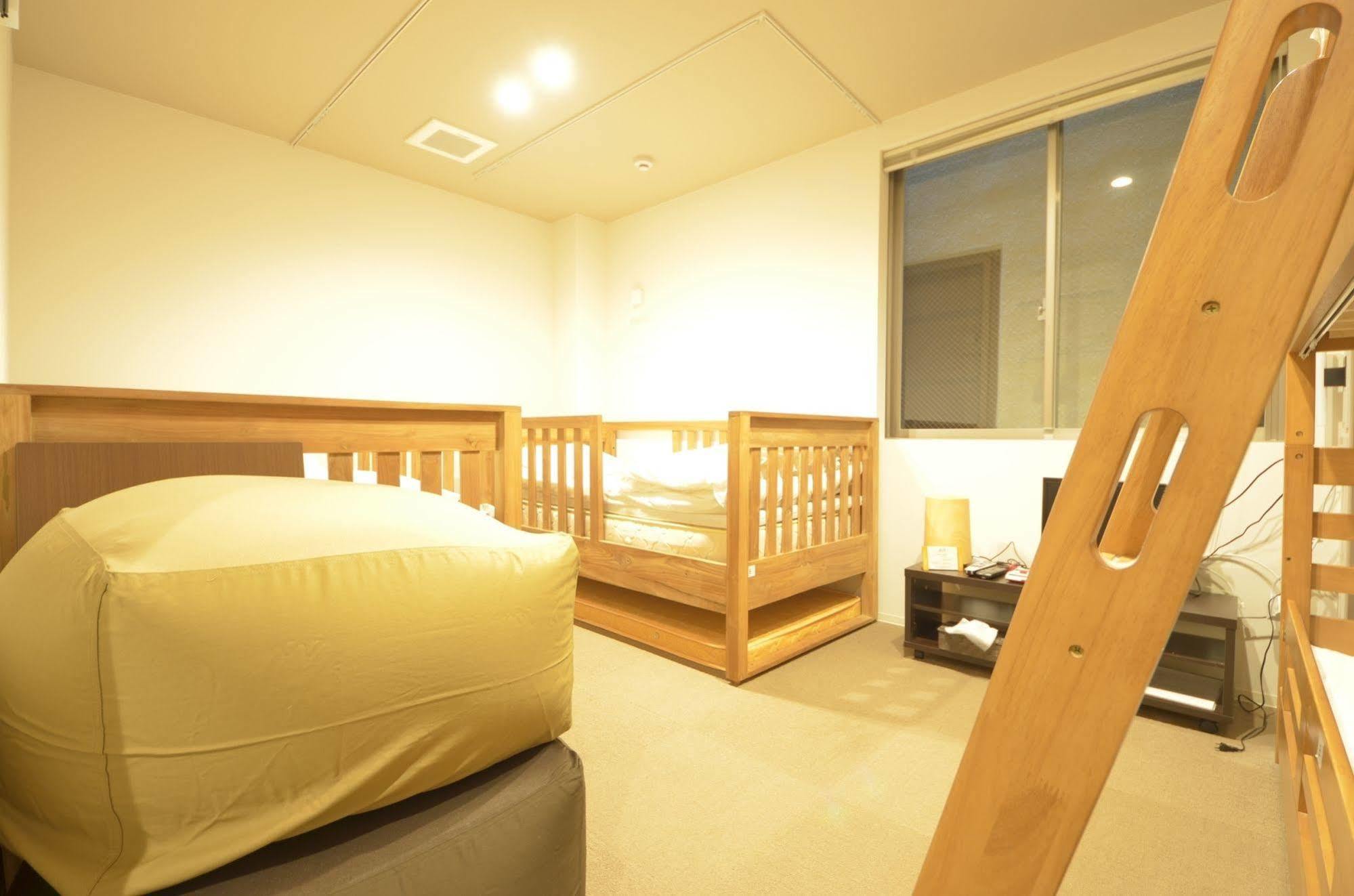 אוסקה Yadokari Namba Hostel מראה חיצוני תמונה