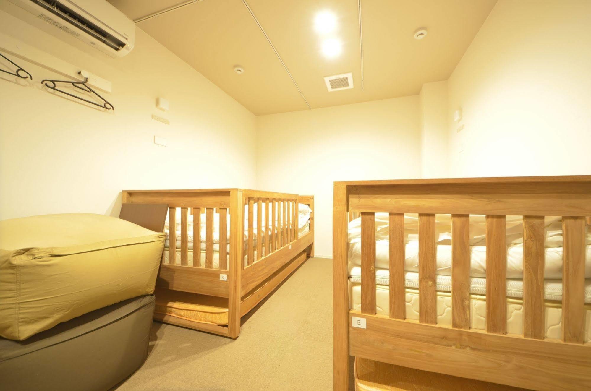 אוסקה Yadokari Namba Hostel מראה חיצוני תמונה
